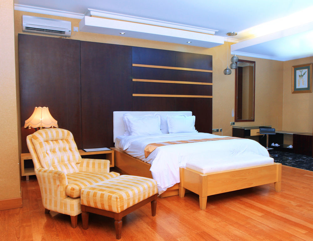 Sahati Hotel Jakarta Exteriör bild