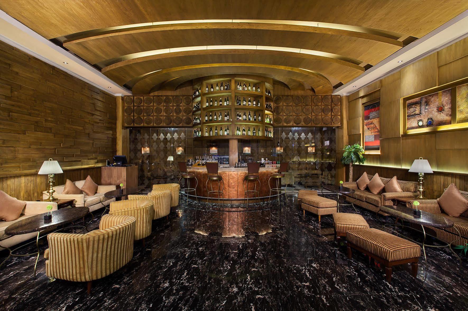 Sahati Hotel Jakarta Exteriör bild
